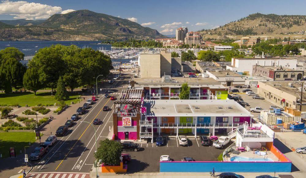 Hotel Zed Келоуна Экстерьер фото